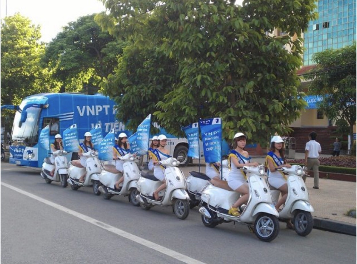 Tổ chức chương trình chạy roadshow