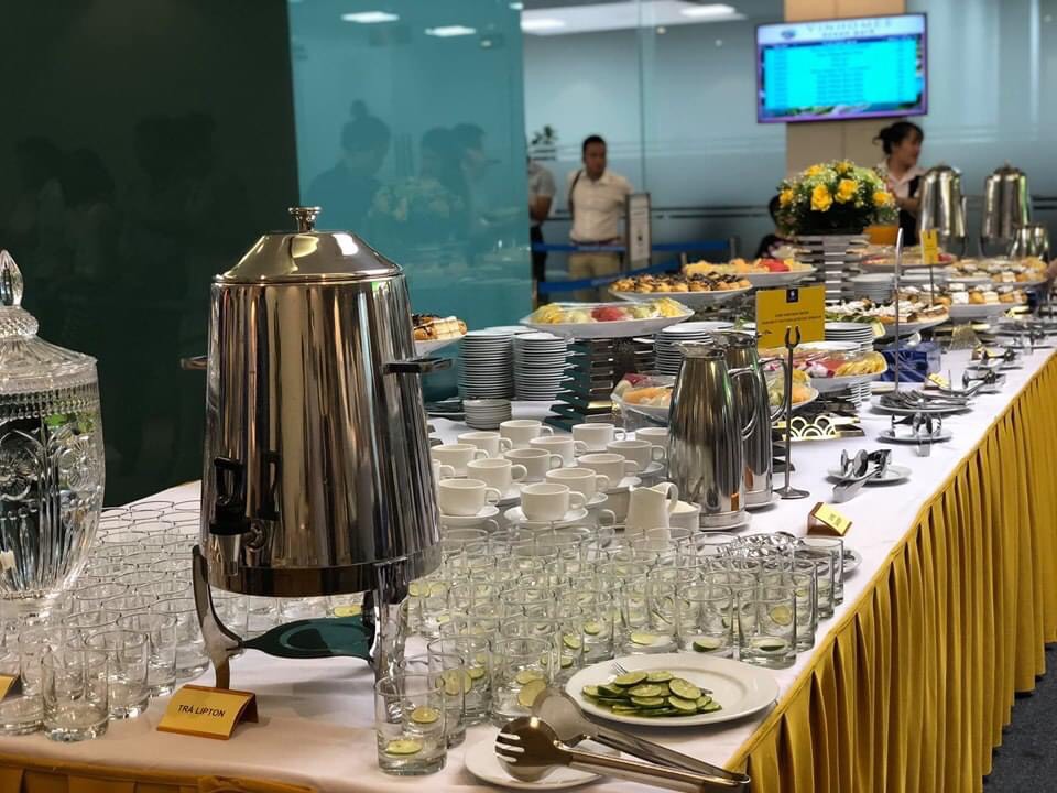 cho thuê dụng cụ ăn tiệc buffet